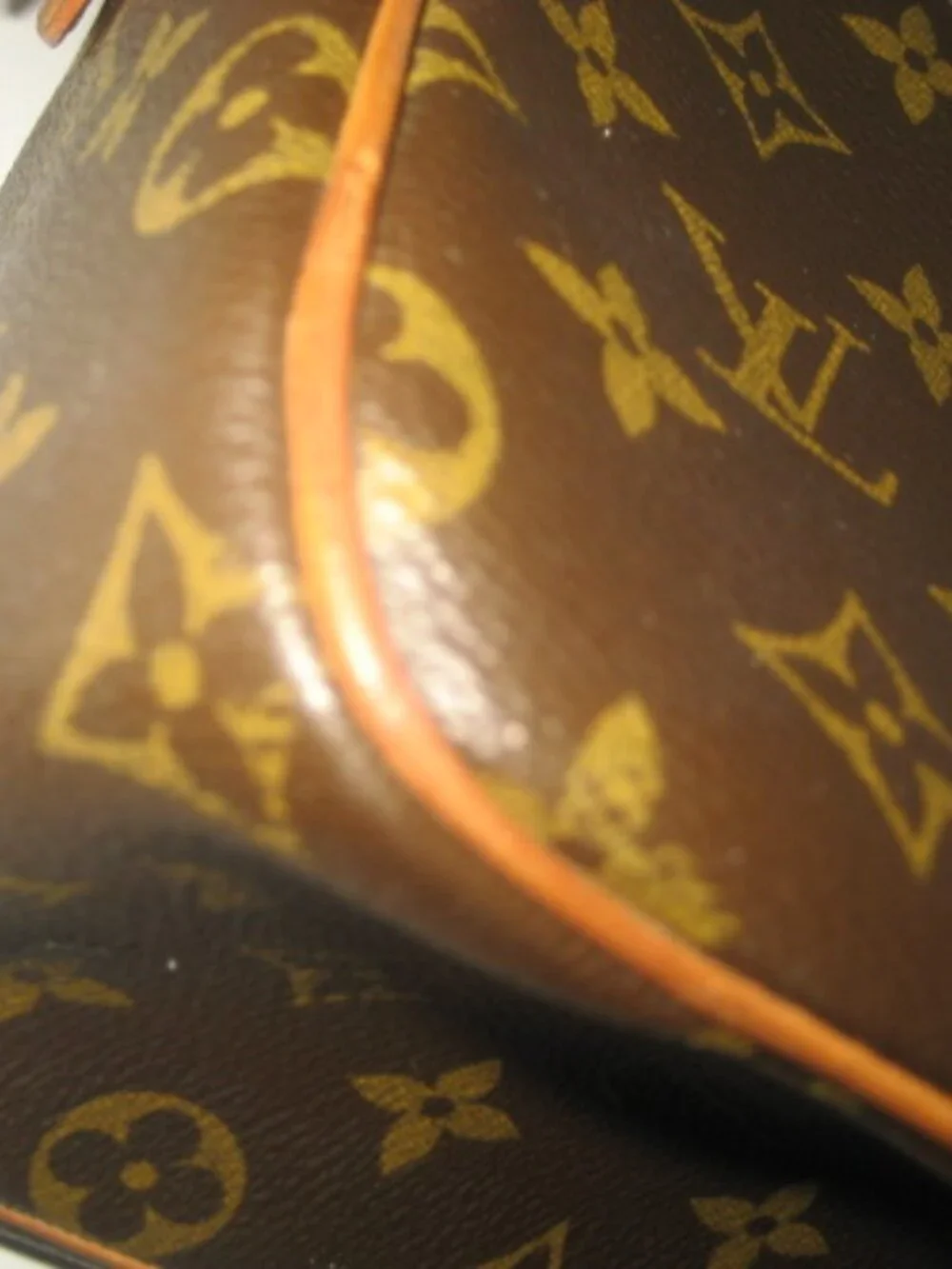 Louis Vuitton Monogram Viva Cite GM Shoulder / Handbag Purse Double Pouch bag